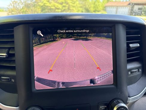 Used 2019 RAM 1500 Big Horn AWD/4WD image 25