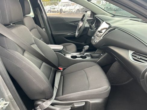 Used 2024 Chevrolet Malibu LT FWD image 31