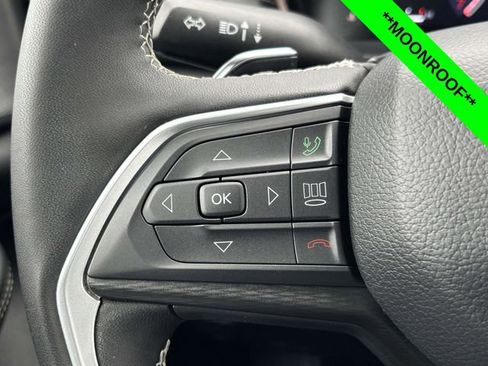 Used 2024 Jeep Grand Cherokee L Altitude image 14