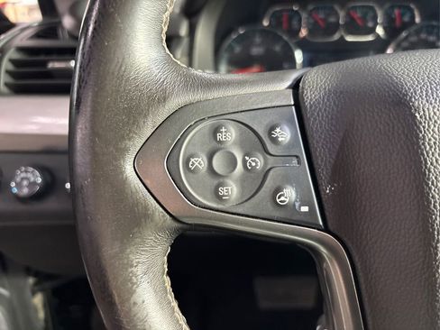 Used 2019 Chevrolet Tahoe LT w/ LT Signature Package image 32