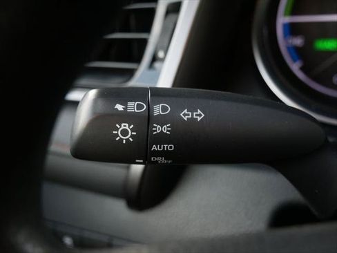 Certified 2020 Toyota Camry LE FWD image 19