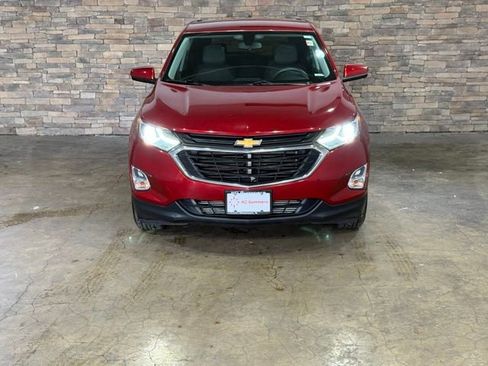 Used 2018 Chevrolet Equinox LT FWD image 2