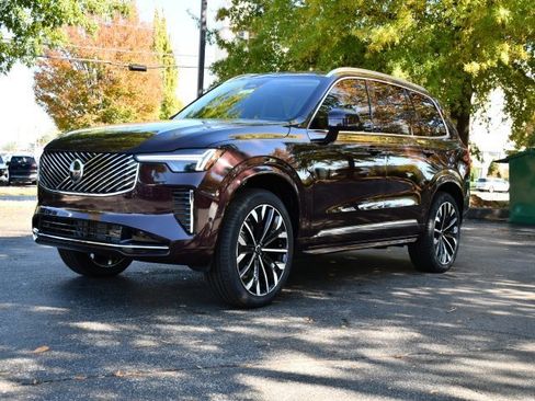 New 2026 Volvo XC90 B5 Ultra image 3