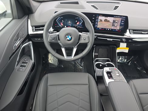 New 2026 BMW X1 xDrive28i w/ Technology Package image 13