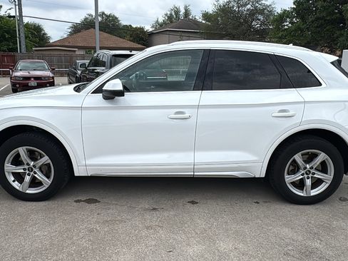 Used 2021 Audi Q5 2.0T Premium image 4