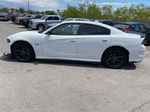 Used 2023 Dodge Charger R/T w/ Plus Group RWD image 9