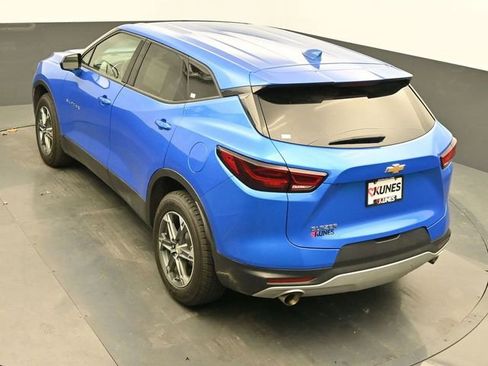 Used 2025 Chevrolet Blazer LT image 40