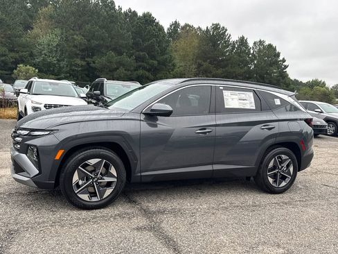 New 2026 Hyundai Tucson SEL image 2