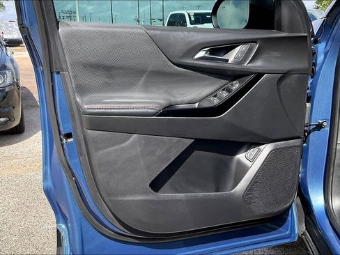 Certified 2025 Chevrolet Equinox RS w/ Safety and Technology Package FWD image 17