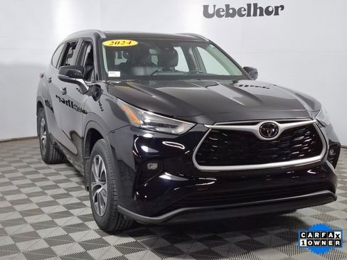 Certified 2024 Toyota Highlander XLE image 1