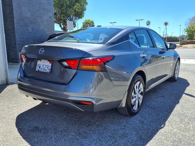 Used 2025 Nissan Altima 2.5 S FWD image 21