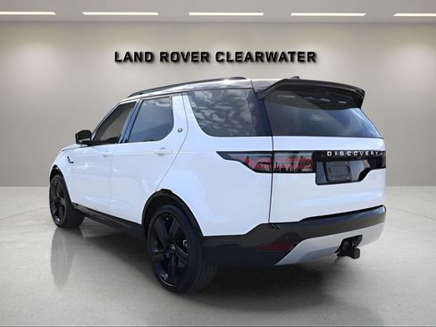 Used 2026 Land Rover Discovery Limited Edition AWD/4WD image 3