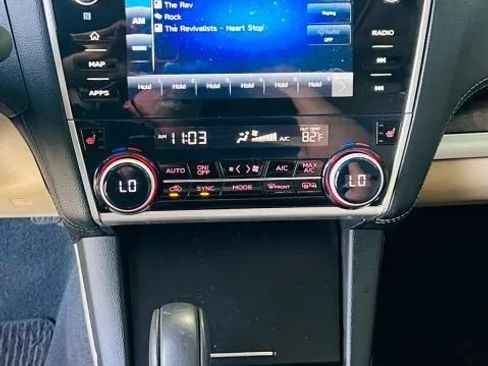 Used 2018 Subaru Outback 3.6R Limited AWD/4WD image 14