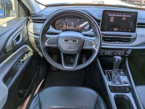 Used 2022 Jeep Compass Latitude w/ Convenience Group AWD/4WD image 17