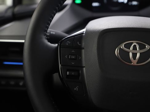 Used 2026 Toyota Prius AWD image 25