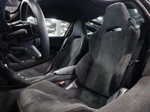 Used 2025 McLaren 750S image 11