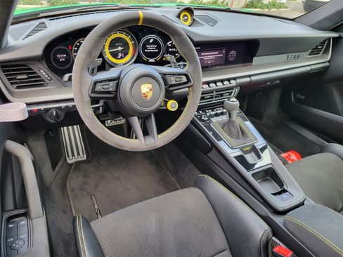 Certified 2022 Porsche 911 GT3 image 13