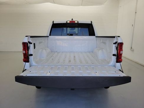 Used 2025 RAM 1500 Laramie AWD/4WD image 10