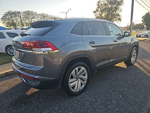 Used 2023 Volkswagen Atlas Cross Sport SE image 5
