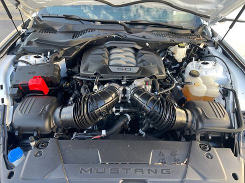 Used 2024 Ford Mustang GT RWD image 32