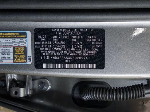 Used 2024 Kia EV9 GT-Line AWD/4WD image 31