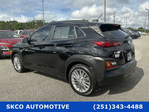 Used 2021 Hyundai Kona SEL w/ Cargo Package FWD image 3
