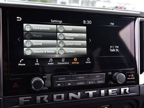 Certified 2025 Nissan Frontier SV w/ SV Convenience Package image 18