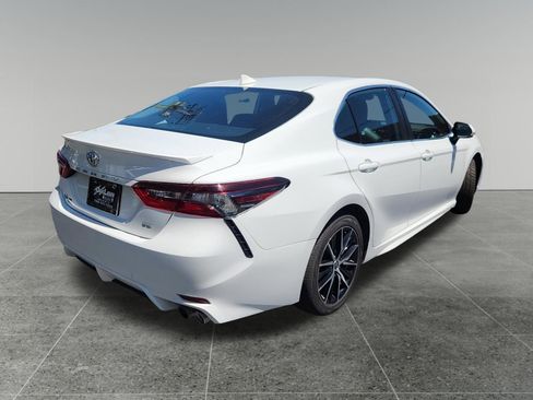Certified 2024 Toyota Camry SE FWD image 7