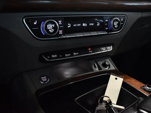 Used 2023 Audi Q5 2.0T Premium image 21