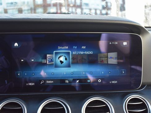 Used 2023 Mercedes-Benz E 350 4MATIC Sedan w/ Premium Package image 18