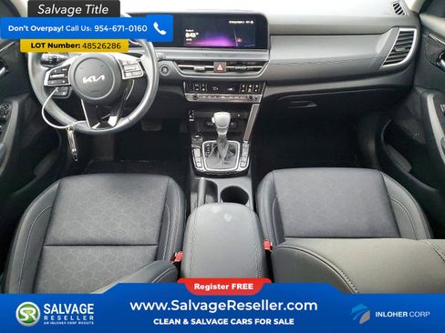 Used 2024 Kia Seltos EX AWD/4WD image 11