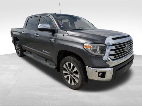 Used 2018 Toyota Tundra Limited w/ Limited Premium Package image 7
