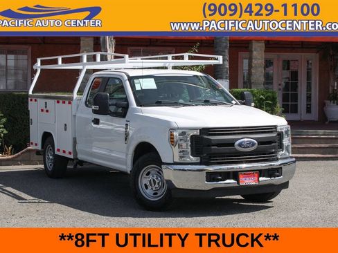 Used 2018 Ford F250 XL w/ Power Equipment Group RWD image 1