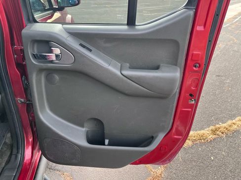 Used 2012 Nissan Frontier PRO-4X w/ Pro-4x Luxury Pkg image 22