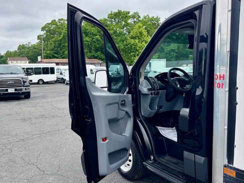 Used 2017 Ford Transit 350 178 DRW RWD image 14