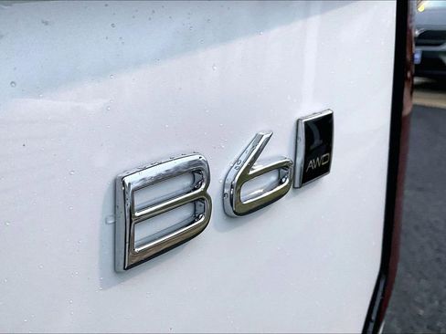 New 2026 Volvo XC90 B6 Ultra w/ Protection Package AWD/4WD image 9