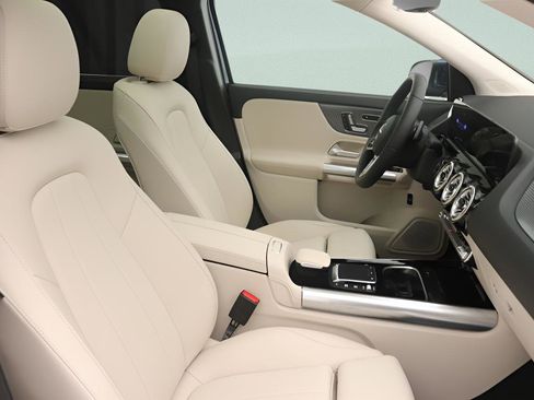 Certified 2023 Mercedes-Benz GLA 250 image 28