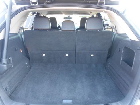Used 2013 Ford Edge SEL image 19