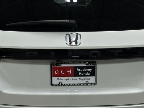 Used 2024 Honda Pilot Elite image 29