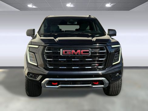 Used 2025 GMC Yukon AT4 w/ LPO, Floor Liner Package image 5