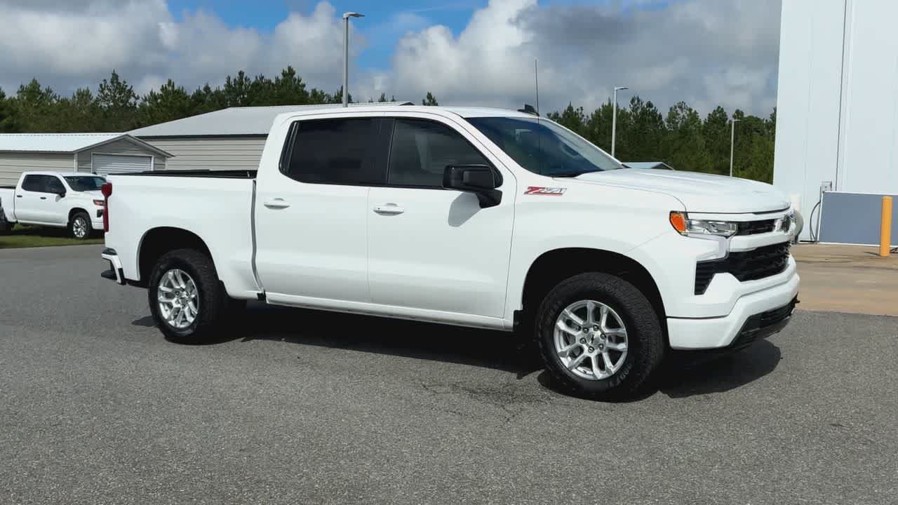 New 2026 Chevrolet Silverado 1500 RST w/ Z71 Off-Road Package AWD/4WD image 2