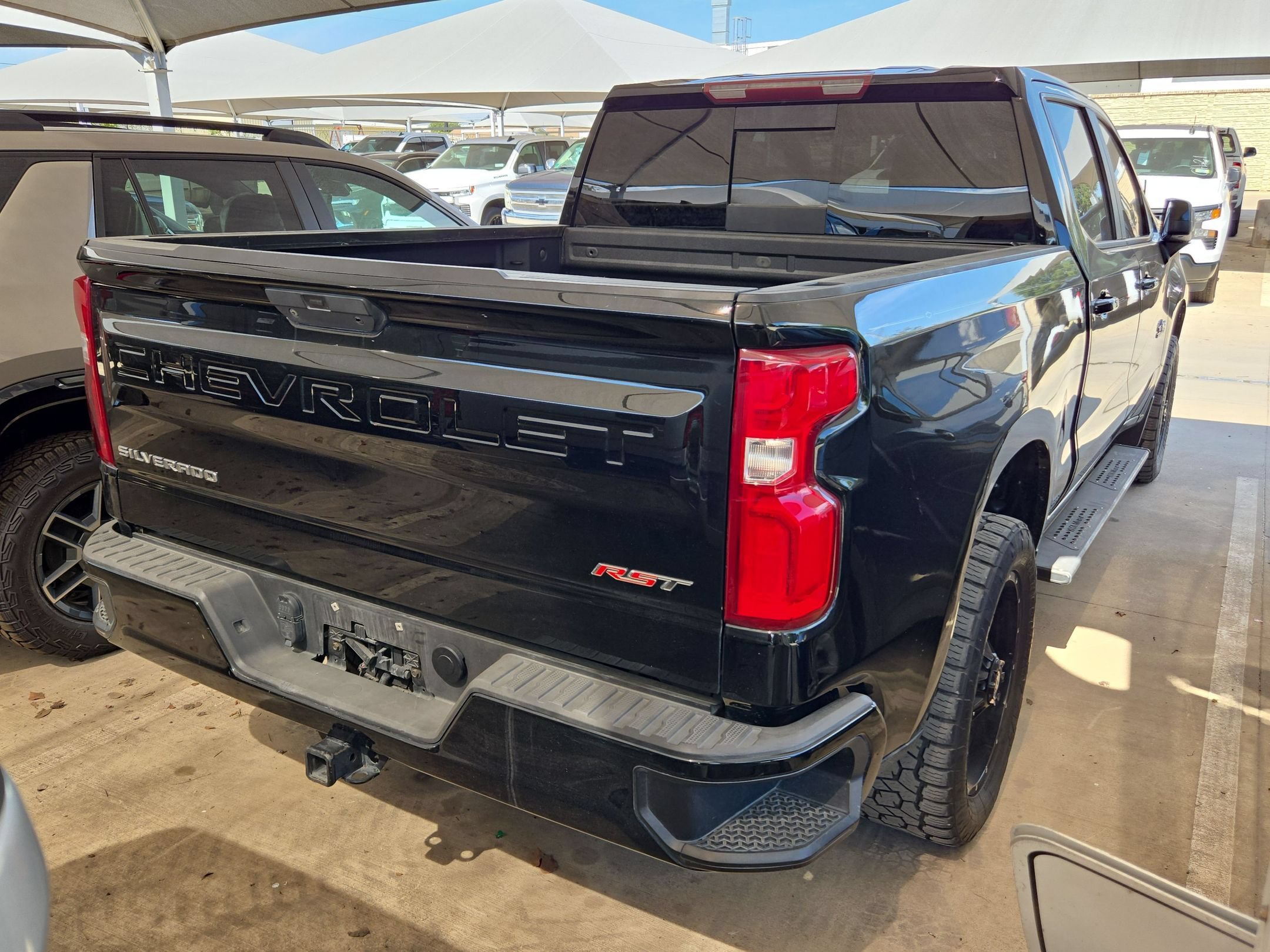Used 2020 Chevrolet Silverado 1500 RST w/ Texas Edition RWD image 8