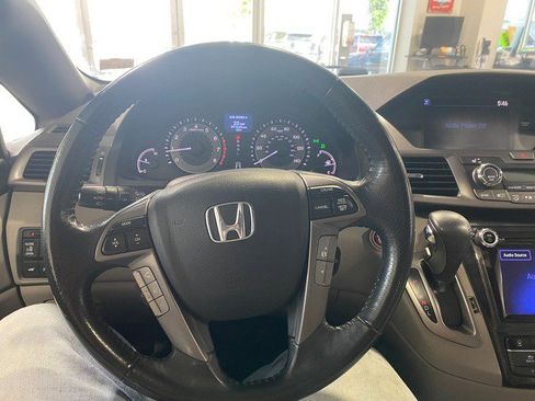 Used 2014 Honda Odyssey Touring image 22