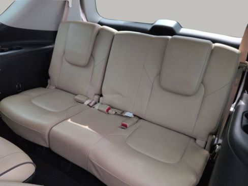 Used 2023 Nissan Armada Platinum w/ Captain's Chairs Package RWD image 12