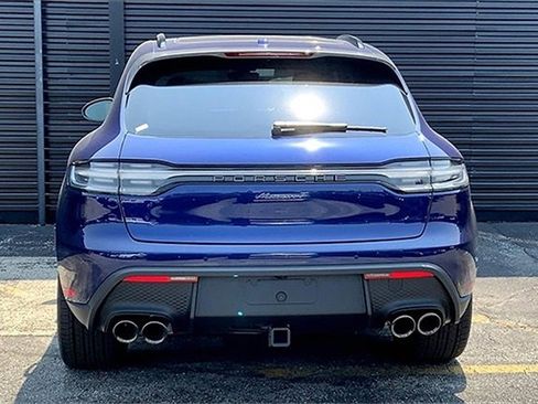 New 2025 Porsche Macan Turbo image 9