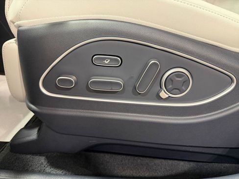 New 2026 Hyundai Palisade Calligraphy AWD/4WD image 11