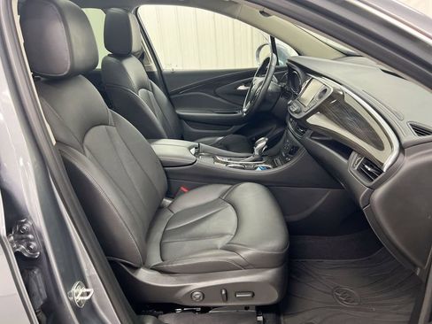 Used 2020 Buick Envision Essence w/ Experience Buick Package image 23