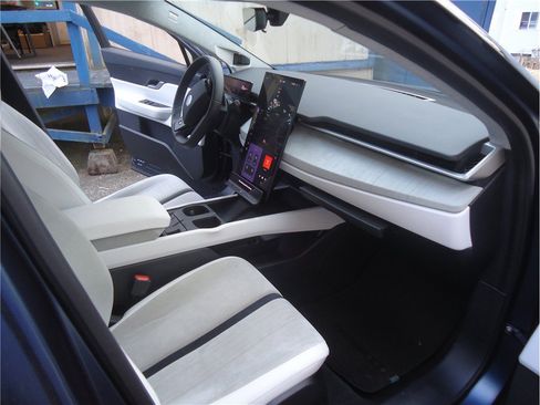 Used 2023 Fisker Ocean One AWD/4WD image 18