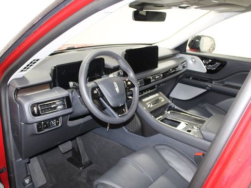 New 2026 Lincoln Aviator Reserve w/ Luxury Package RWD image 23