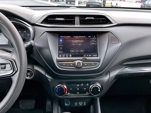 Certified 2022 Chevrolet TrailBlazer LT w/ Driver Confidence Package image 13